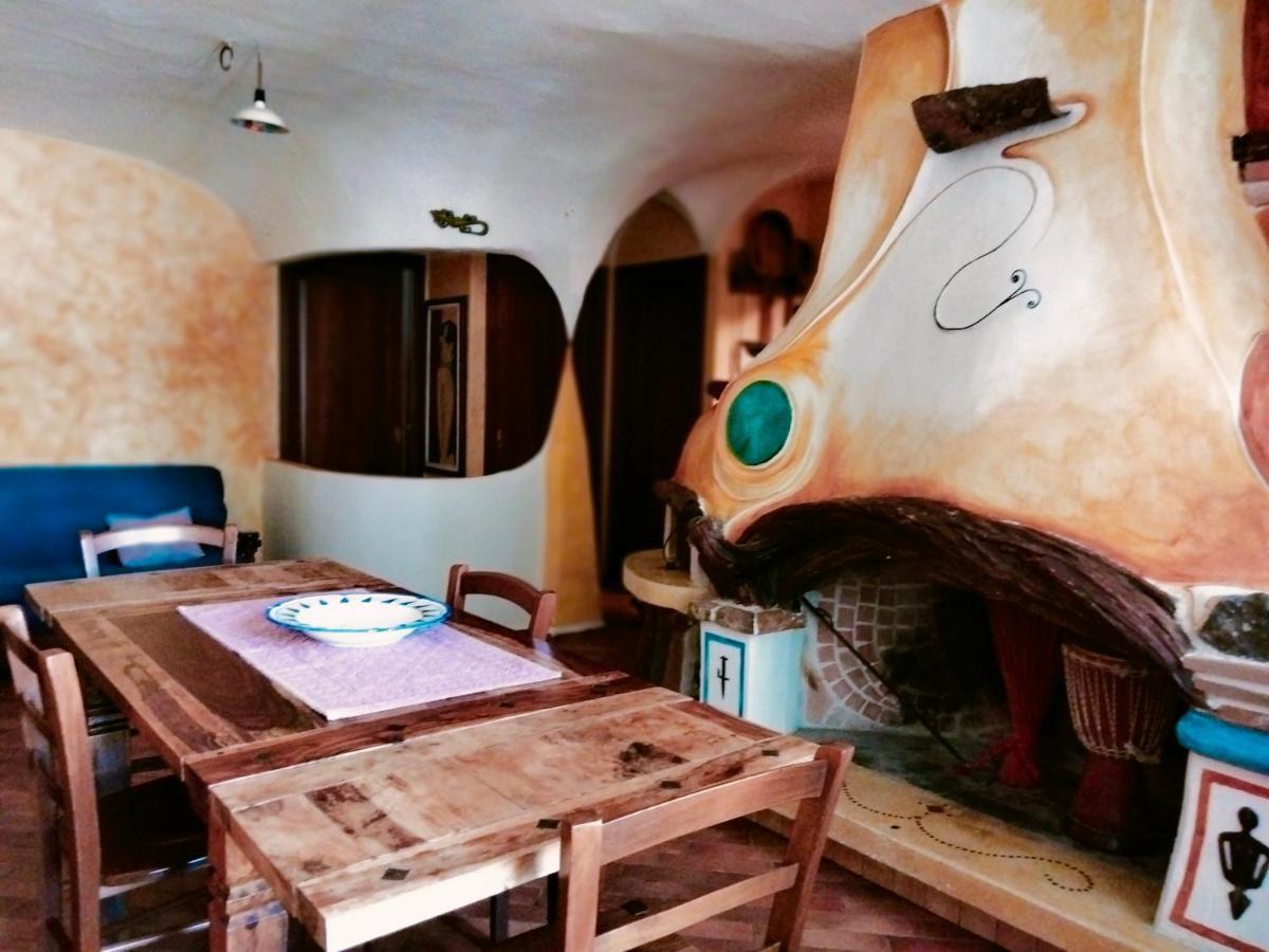 Casa Rustica Lejlighed Dorgali Eksteriør billede